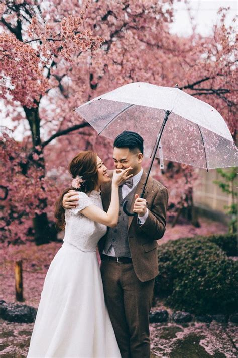 婚禮下雨|婚禮下雨怎麼辦？｜事前準備好7大應對措施｜拍攝雨中婚紗照的 